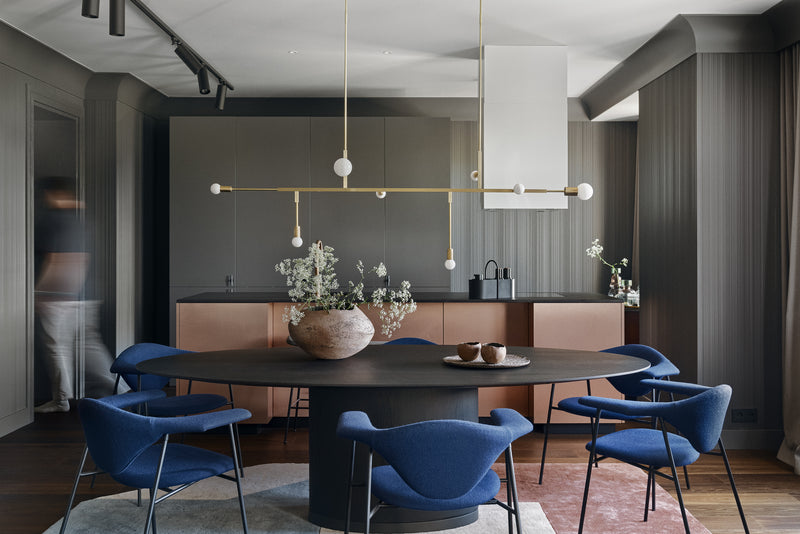 Spazio Dining Table