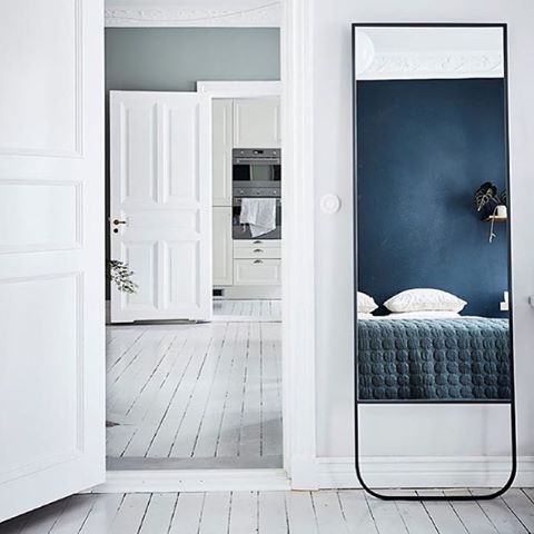 Tati Mirror