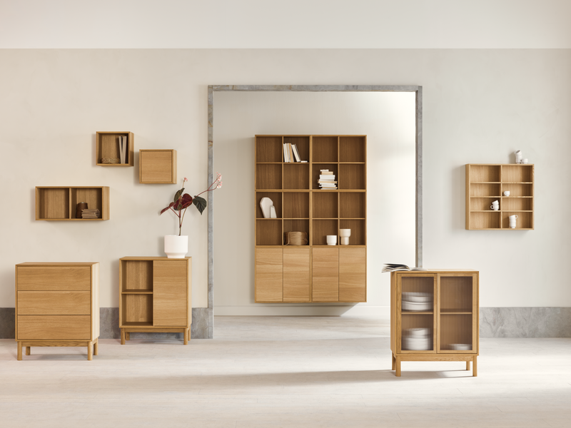 Case Shelf