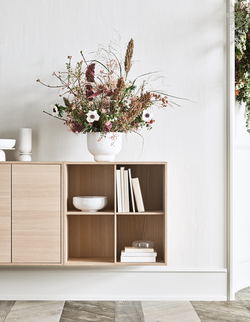 Case Shelf