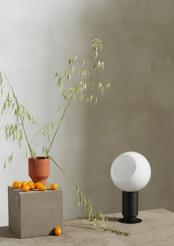 Donya Sphere Table Lamp