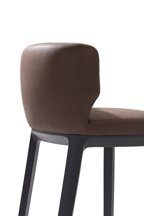Ami Barstool