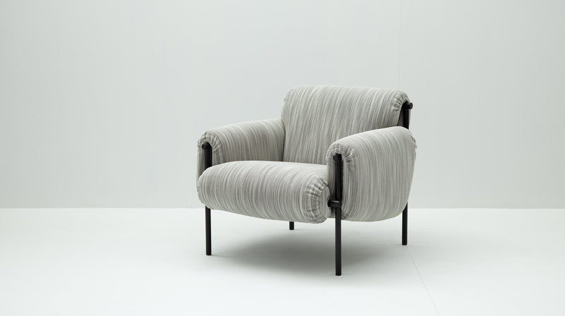 Ami Lounge Chair