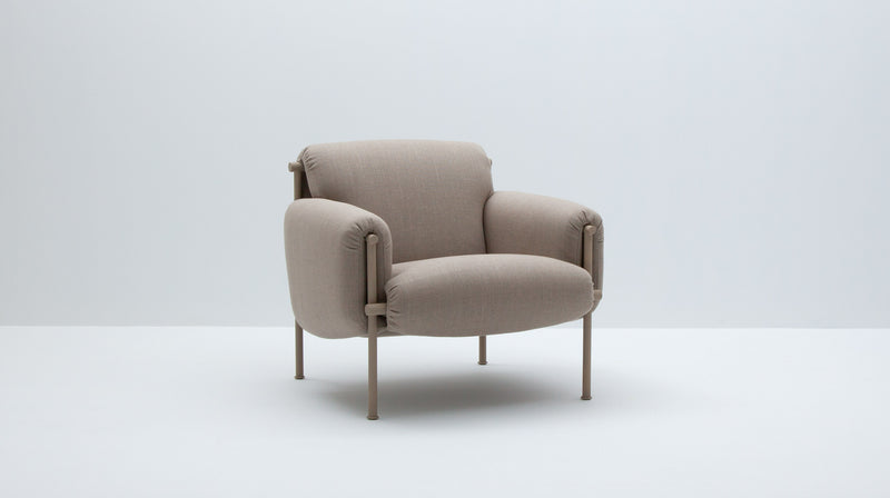 Ami Lounge Chair