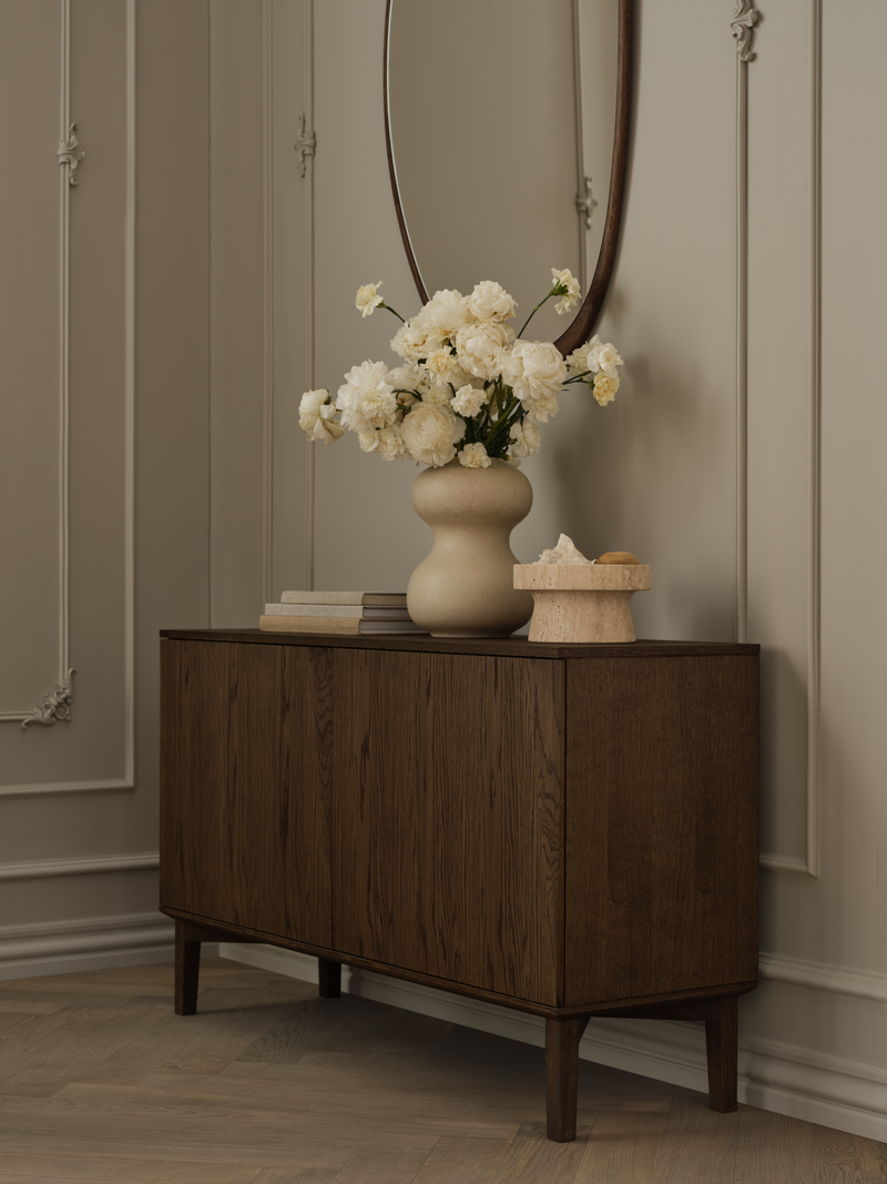 Silent Sideboard