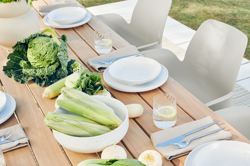 Track Garden Table
