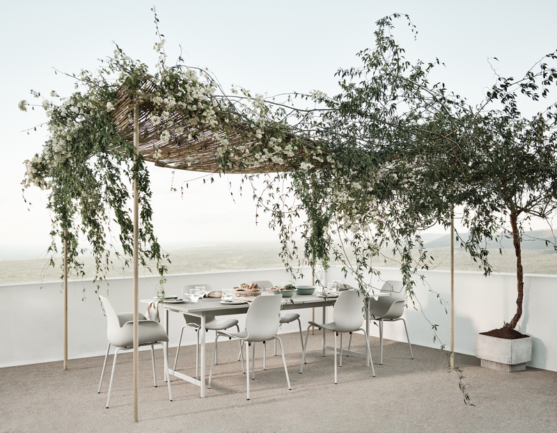 Track Garden Table