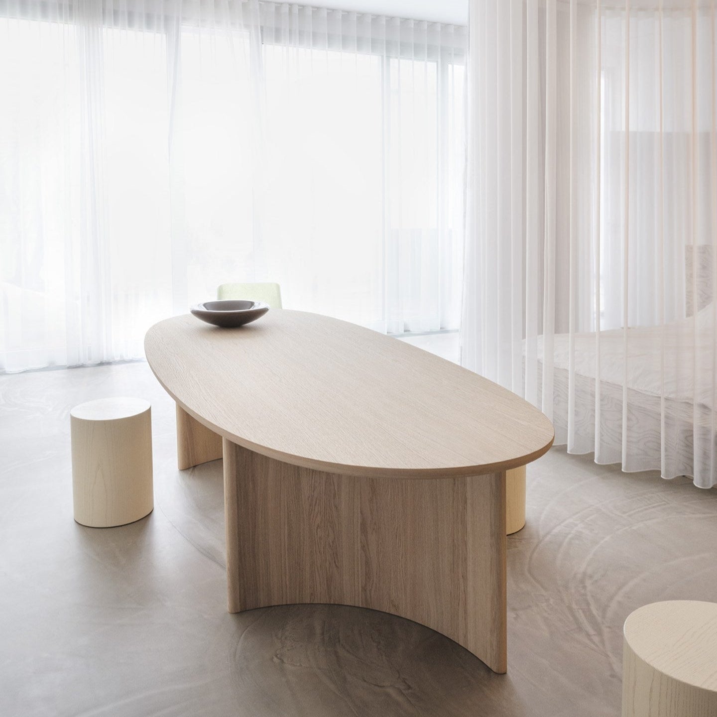 Dew Dining Table – VEST
