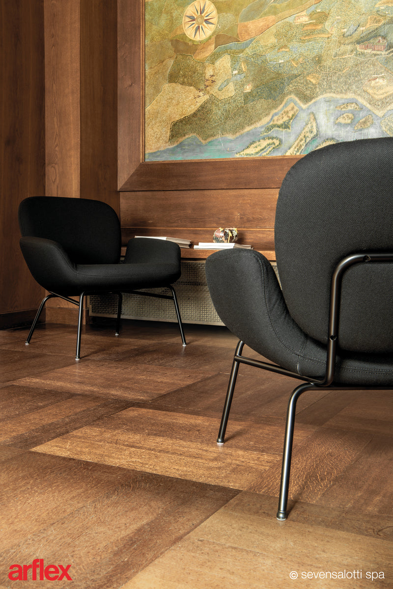 Momo Armchair