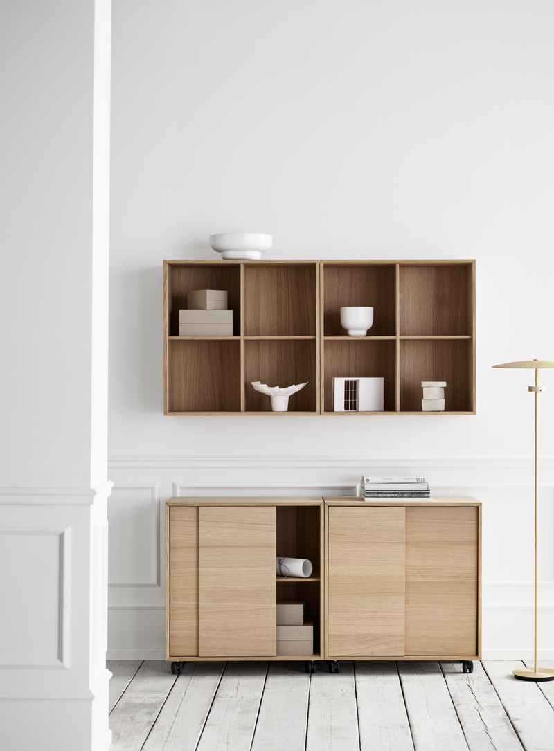 Case Shelf