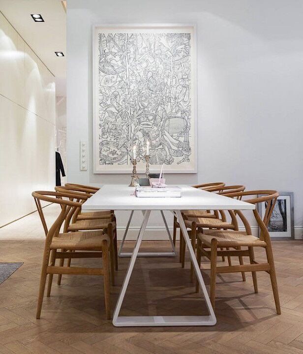 BERMUDA TABLE