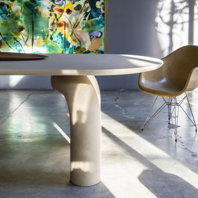 Elephante Dining Table